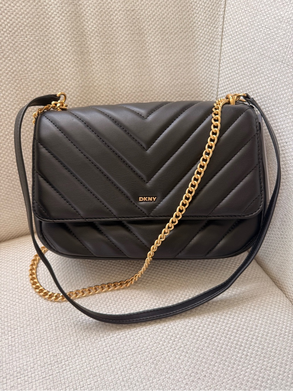 DKNY Black Quilted Shoulder Bag with Gold Chain Strap